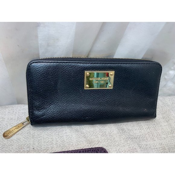 SOLD Michael Kors Coach & Other Small Women's Coin - Picture 3 of 16